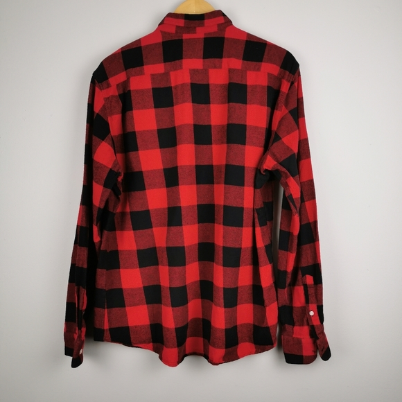 Slate & Stone Red Buffalo Plaid Button Down Shirt - Picture 5 of 9